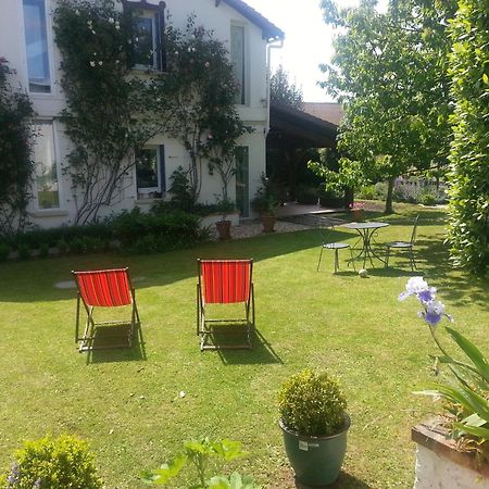 Le Cerisier Bed & Breakfast Mareil-Marly Luaran gambar